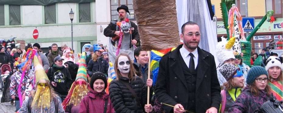 Masopustní obchůzky na Roudnicku, sbírání vajec, historie