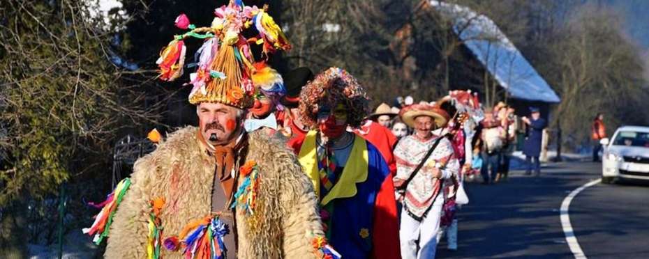 Masopustní maska - Slaměný neboli Pohřebenář